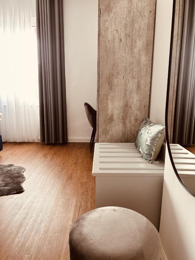 Pension Und Location Cham Meerbusch Extérieur photo